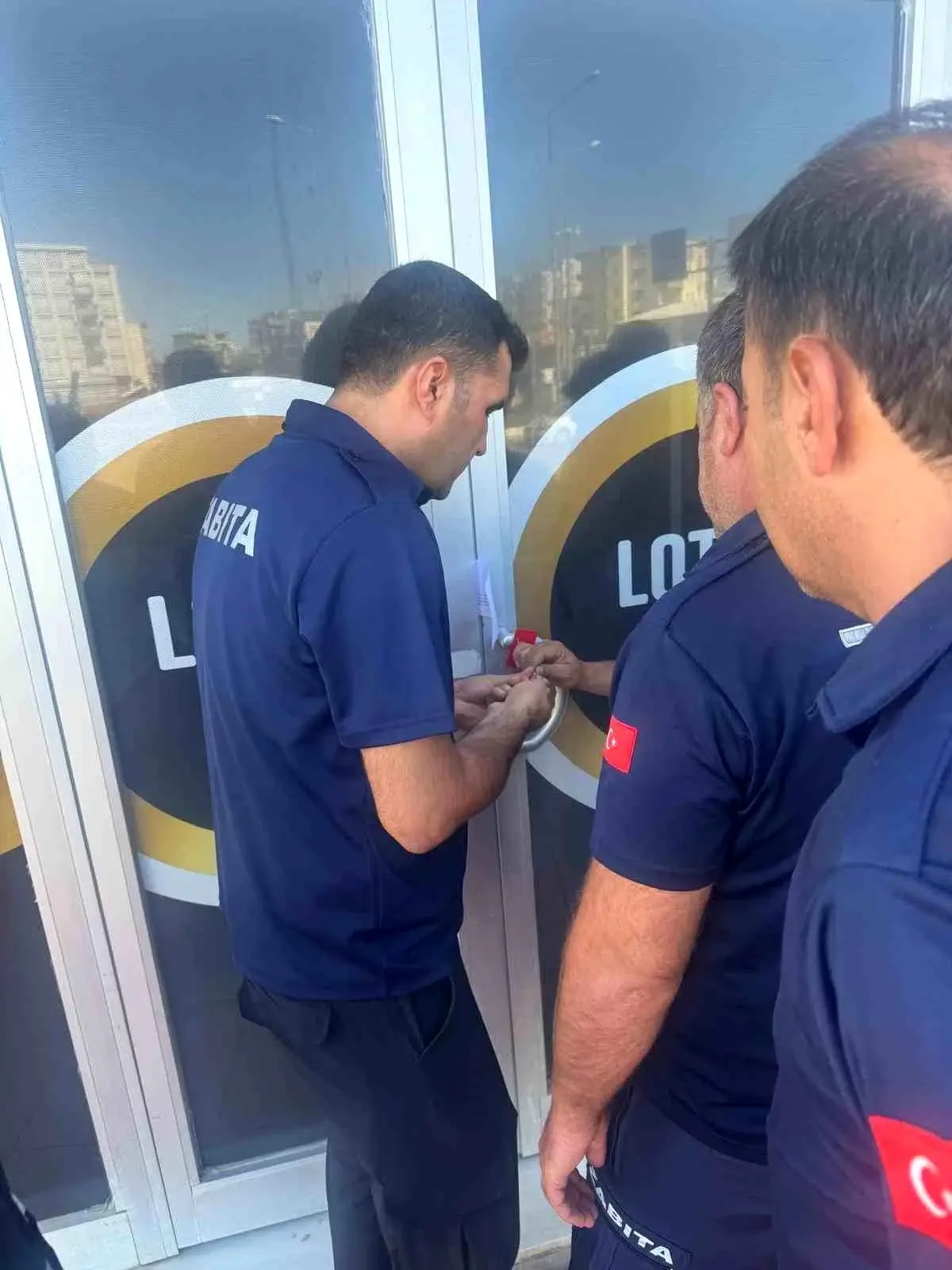 Ruhsatsız Güzellik Merkezi ve Masaj Salonu Mühürlendi