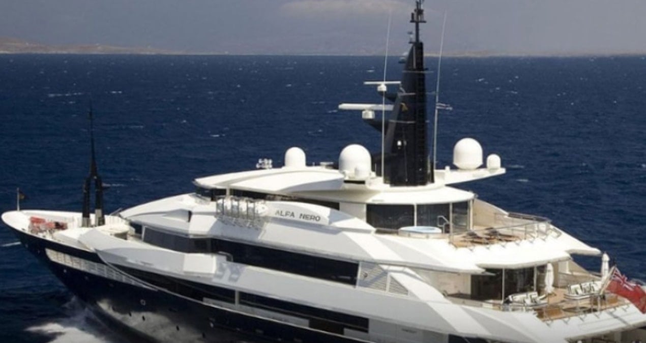 dunya denizlerinin gozdesi superyatin sahibi turk is insani cikti kardesi samsunsporun sahibi itjMznft