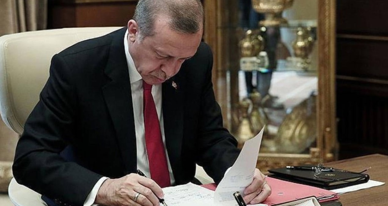 erdogan imzaladi bu fakulte ve yuksek okullar kapatildi fDWKkajK