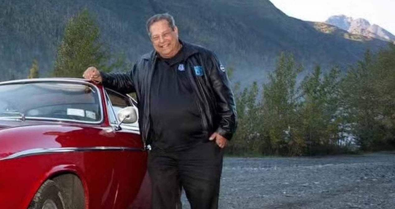 oyle bir yol yapti ki tarihin en yuksek kilometreye sahip arabasi unvanini aldi bu aya 7 kez gidip gelmek demek u93Uqwbg