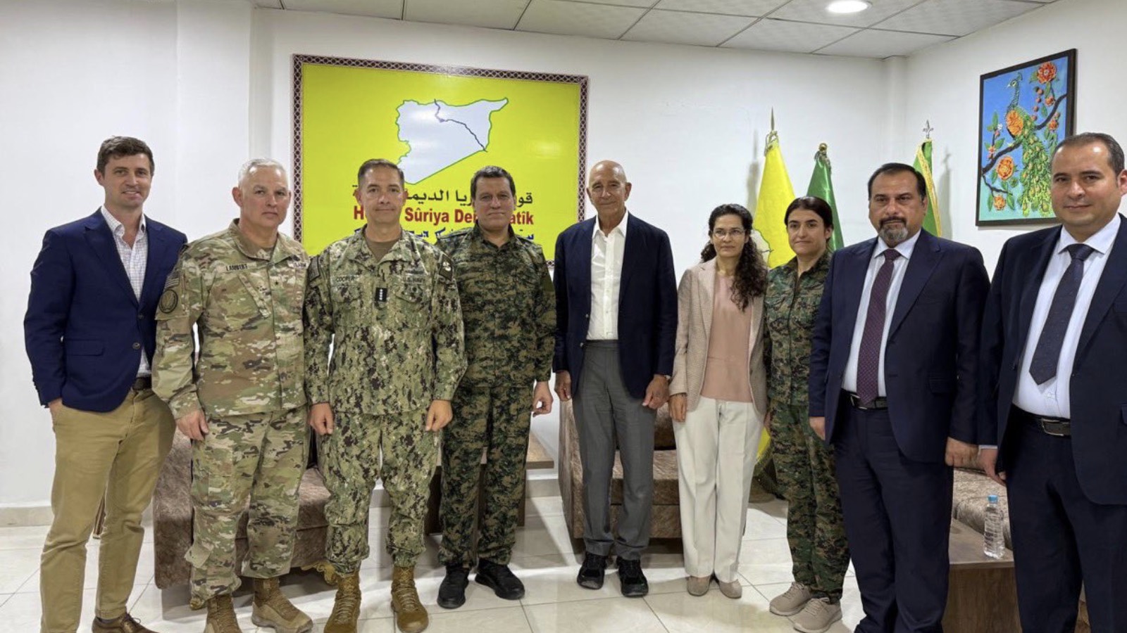 dervisoglundan erdogana muttefik dediginiz ulkenin buyukelcisinin teroristlerle verdigi fotografta hatayimiz suriye topraklarinda gosteriliyor wEcFIZ9h