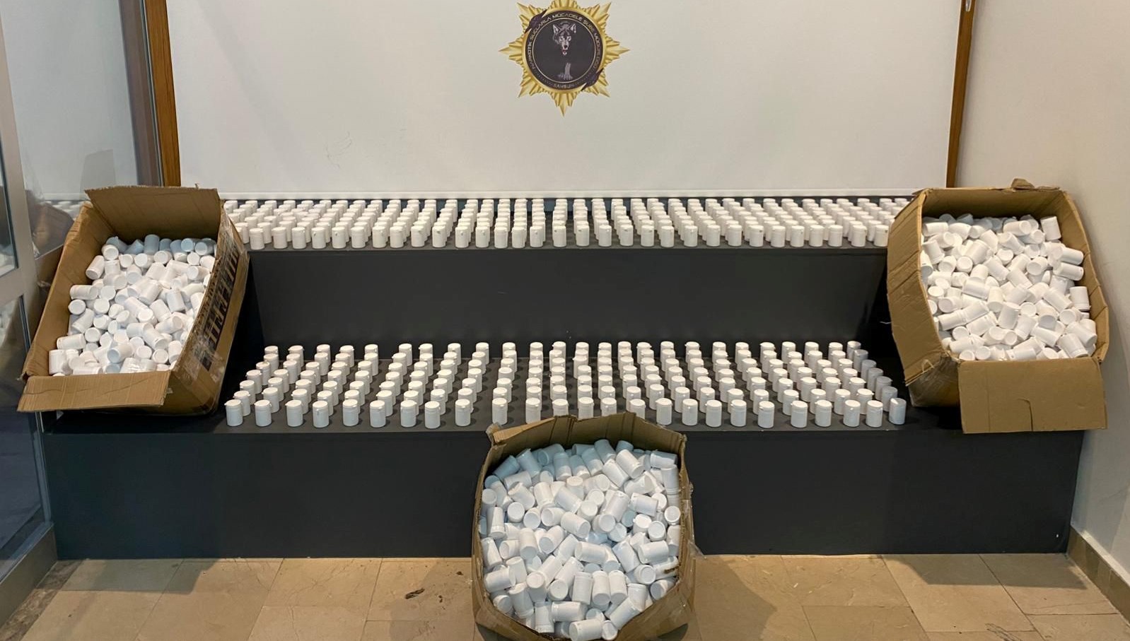 samsunda uyusturucu operasyonu bes gozalti UMhJ7FBx.jpg